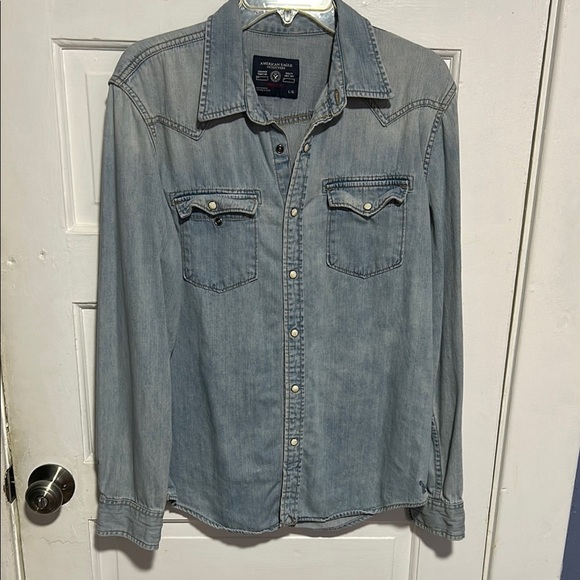 American Eagle Outfitters Blue Button Down Shirt Notched Collar - Picture 1 of 5